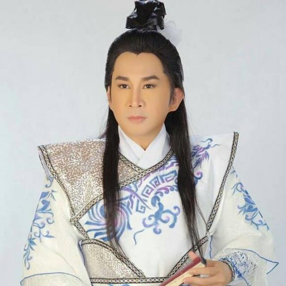 Sởn da gà với những câu chuyện Tổ nghề phù hộ sao Việt, đặc biệt là lời khấn của Hoài Linh-3