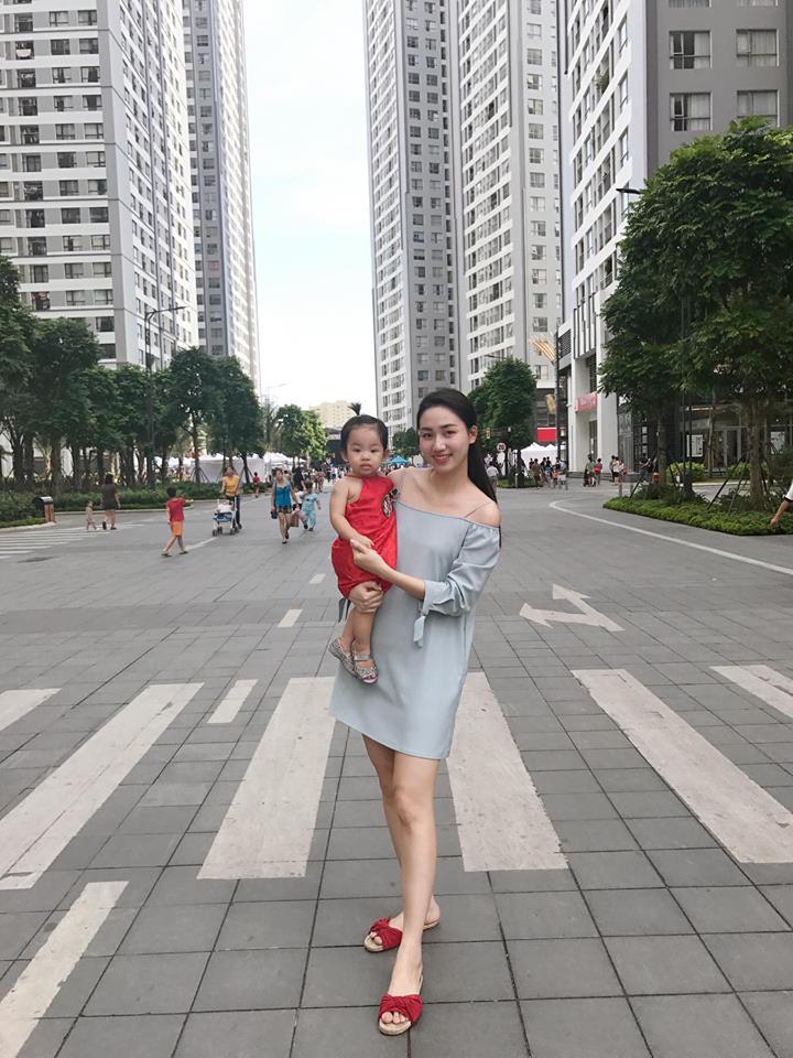 Tin sao Việt 2/10: Sơn Tùng M-TP gây chú ý với khoảnh khắc khoe ảnh giường chiếu-10