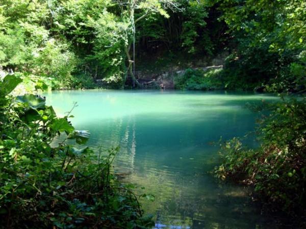 Đứng hình trước 16 bể bơi tự nhiên bí mật đẹp không thể tin nổi-4