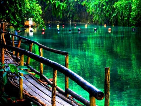 'Đứng hình' trước 16 bể bơi tự nhiên bí mật đẹp không thể tin nổi