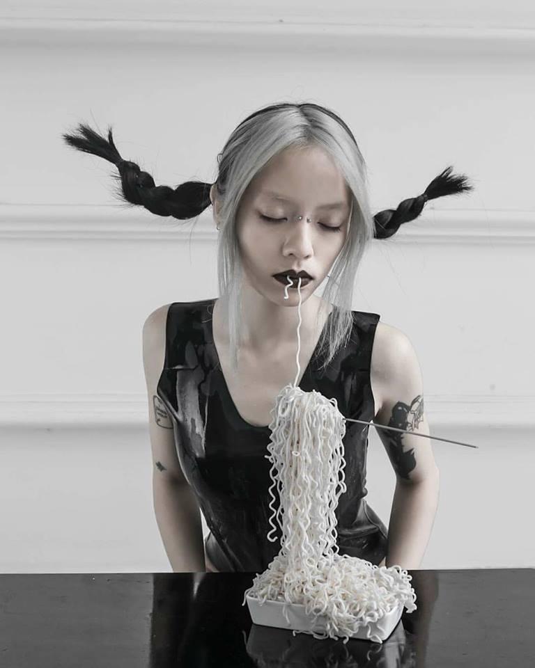 Nhiễu loạn thông tin blogger đình đám Plaaastic tự kết liễu cuộc đời ở tuổi 22-7