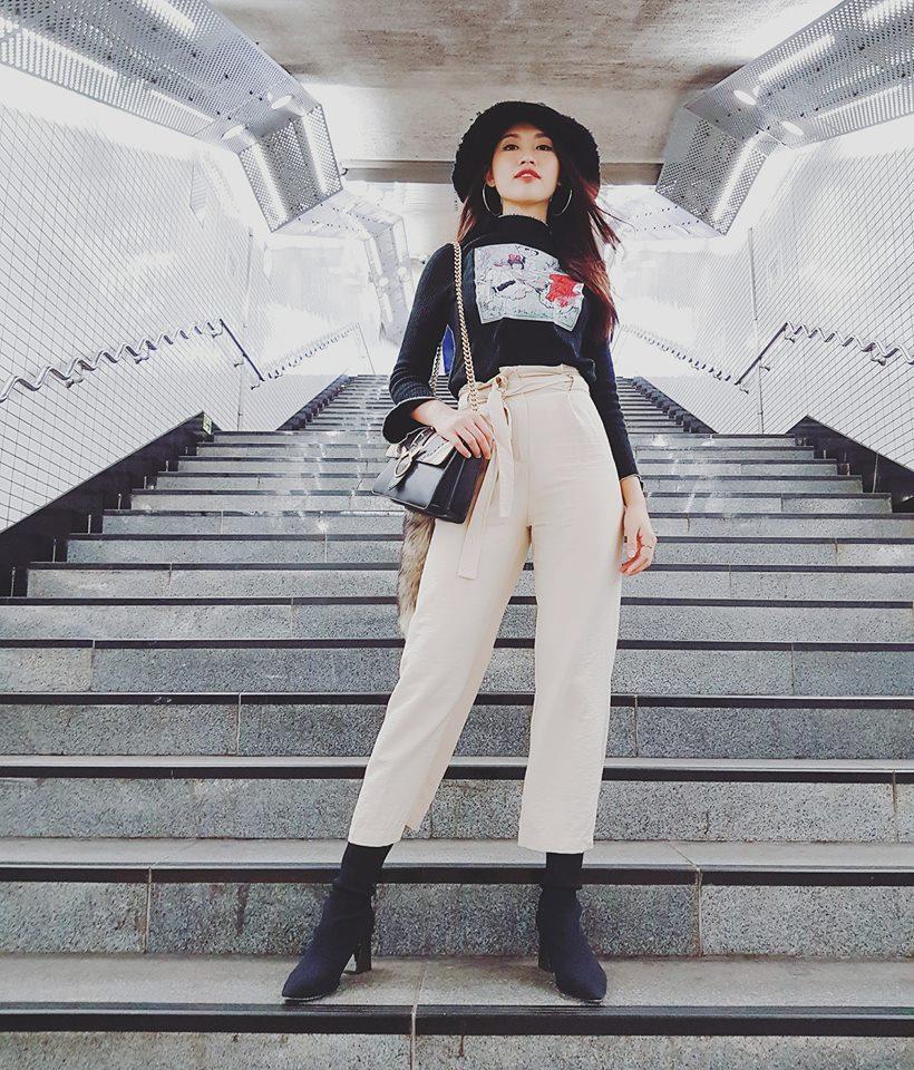 Hot girl - hot boy Việt 3/10: Huyền Baby lần đầu khoe ảnh con trai sau sinh-1