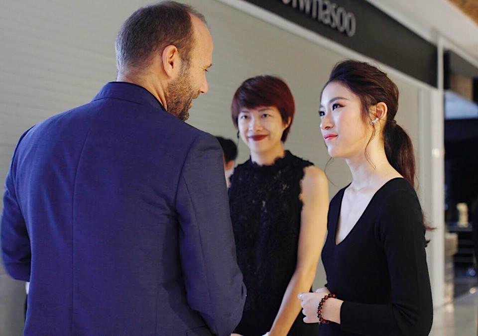 Hot girl - hot boy Việt 3/10: Huyền Baby lần đầu khoe ảnh con trai sau sinh-3