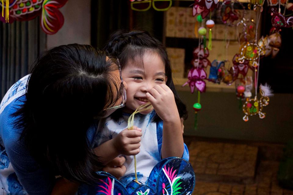 Phố lồng đèn Sài Gòn náo nhiệt trước trung thu-1