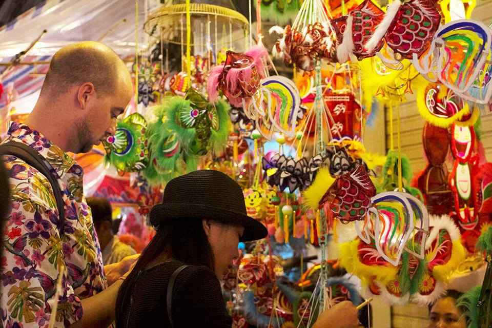 Phố lồng đèn Sài Gòn náo nhiệt trước trung thu-2