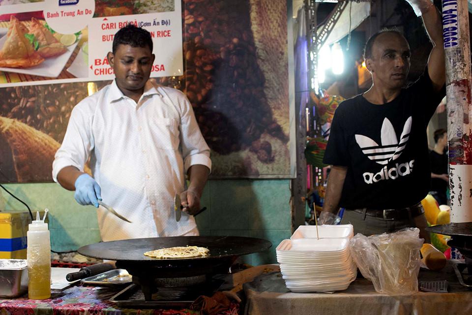 Phố lồng đèn Sài Gòn náo nhiệt trước trung thu-9