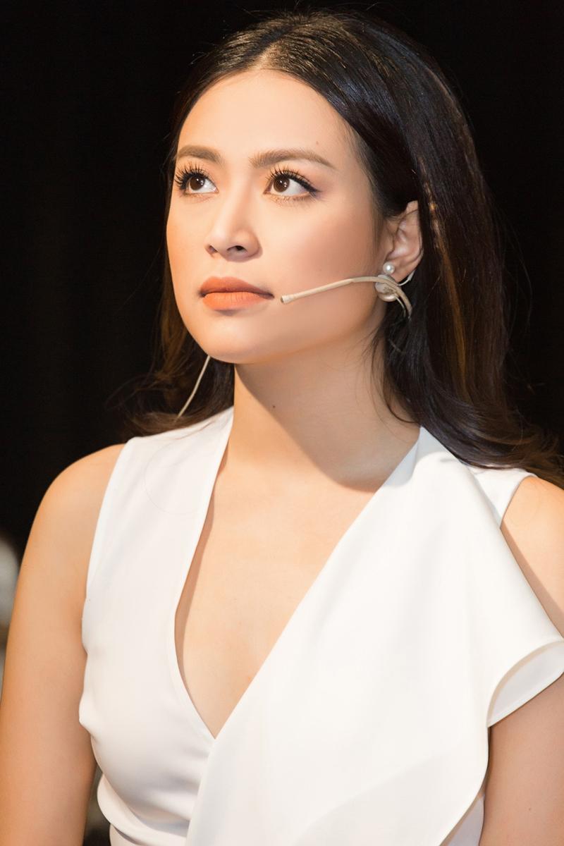 Tự truyện Hoàng Thùy Linh: Tôi muốn trả lại cho nhân vật Vàng Anh tuổi thanh xuân rực rỡ-3