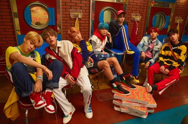 Tưởng ‘khó sống’, BTS lại bất ngờ trở thành nhóm nhạc Kpop ‘kỷ lục gia’ trên đất Mỹ-1