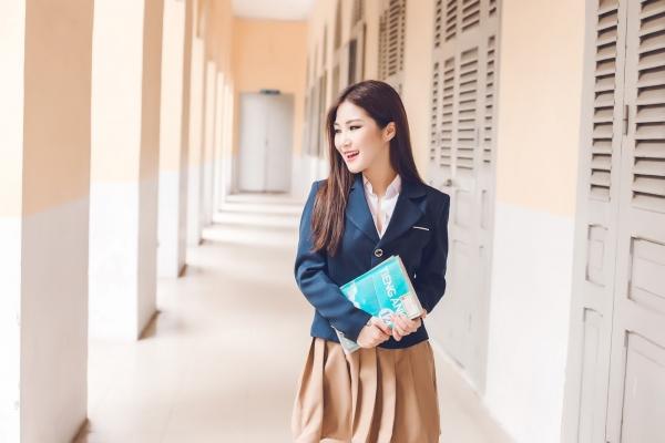 Làm MV ‘dài ơi là dài’: Vpop này chắc chỉ có Hương Tràm chịu khó đến vậy!-2