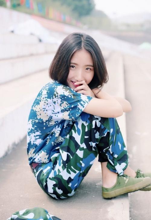 Loạt hot girl đổ bộ trong kỳ tập quân sự khiến người xem mê mệt-5