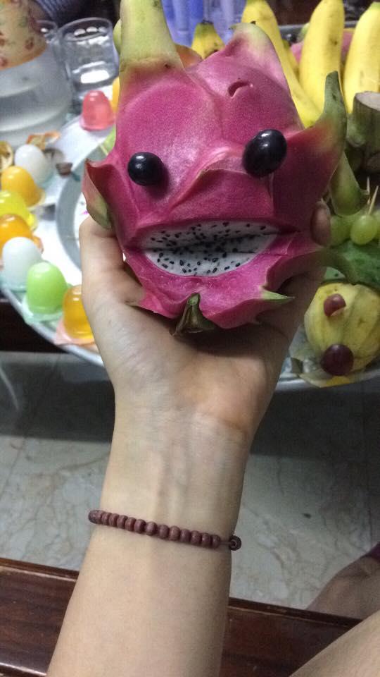 Cận kề Trung Thu, cư dân mạng thi nhau khoe mâm cỗ trái cây theo trường phái... kinh dị-3