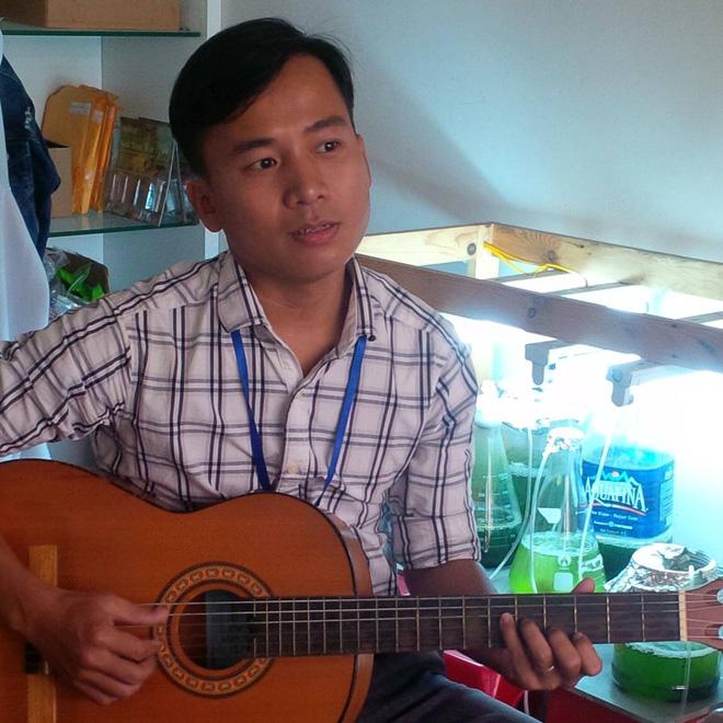 Thầy giáo trẻ khiến học trò chột dạ với lời cảnh cáo sử dụng điện thoại siêu dễ thương-2