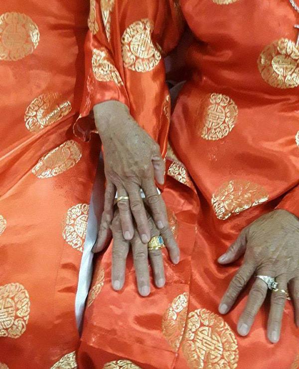 Cháu trai khoe đám cưới kim cương của ông bà anh gần 90 tuổi khiến dân mạng tròn mắt-9