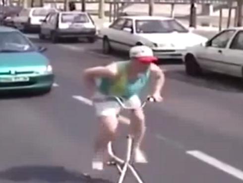 Gã đàn ông 'lầy lội' và 'trơ trẽn' nhất quả đất