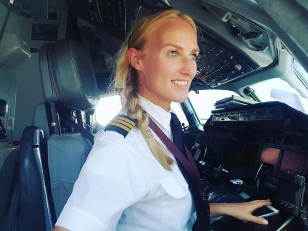 Cô gái Hà Lan thỏa mãn ước mơ chu du khi làm phi công-1