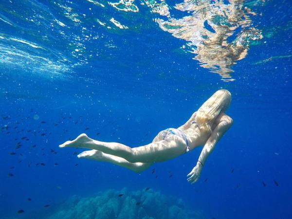 Cô gái Hà Lan thỏa mãn ước mơ chu du khi làm phi công-4