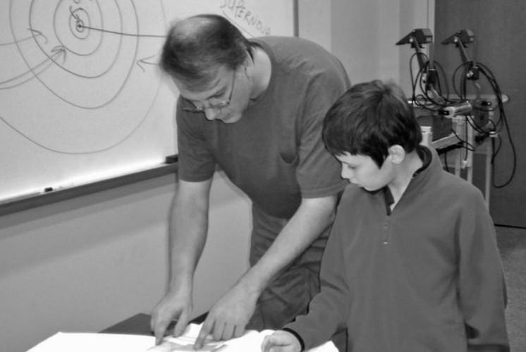 Từ đứa trẻ tự kỷ trở thành thần đồng Vật lý-3