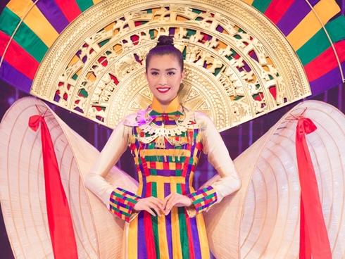 Trước khi gia nhập sàn đấu nhan sắc quốc tế, người đẹp Việt đồng loạt đọ trình catwalk-10