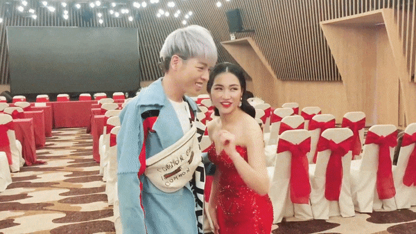 Chết cười xem Hòa Minzy dạy Đức Phúc chiêu cười duyên sau đại phẫu thuật thẩm mỹ-3