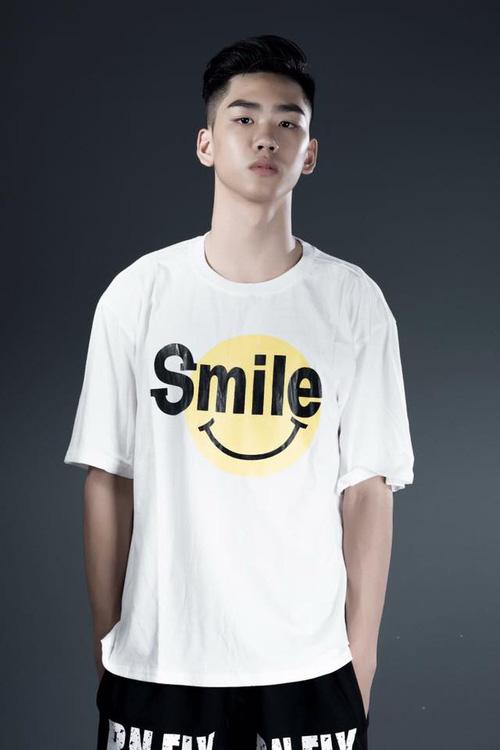 Hot boy ảnh thẻ mới của dân mạng: Lớp 10, cao 1m82 và cực điển trai!-6