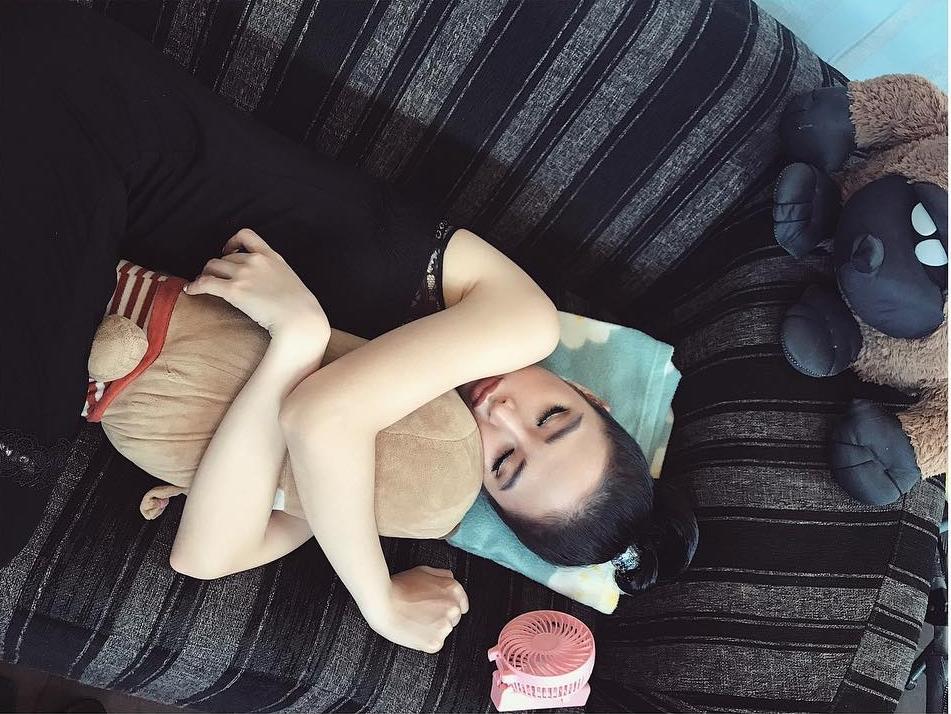 Tin sao Việt 5/10: Linh Chi e ấp bên người tình, khẳng định chủ quyền cuộc sống của tôi-2