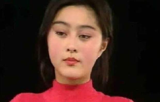 8 hình ảnh xấu thần sầu Phạm Băng Băng giàu có đến đâu cũng chẳng thể xóa được-4