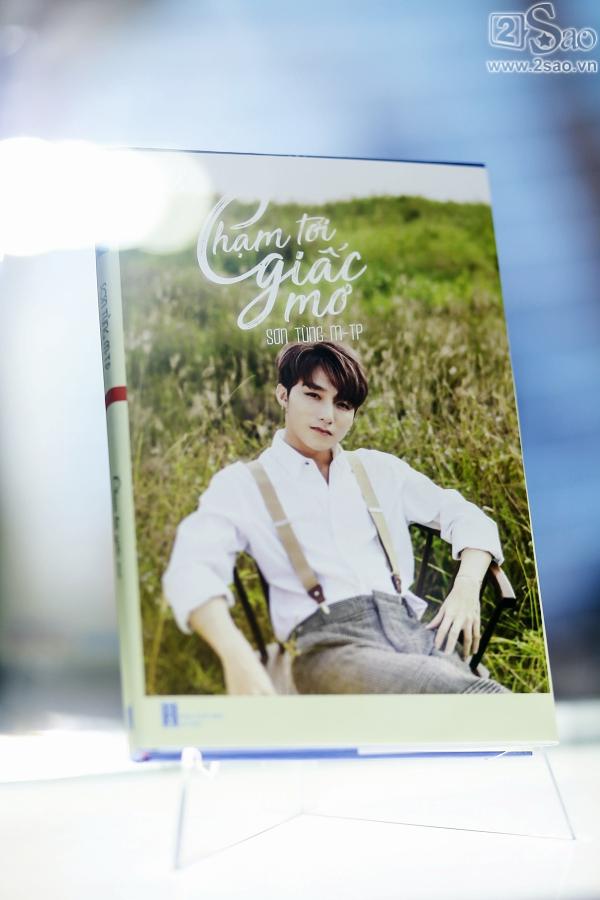 Sơn Tùng giải thích vì sao không đưa chuyện tình cảm vào trong tự truyện-11