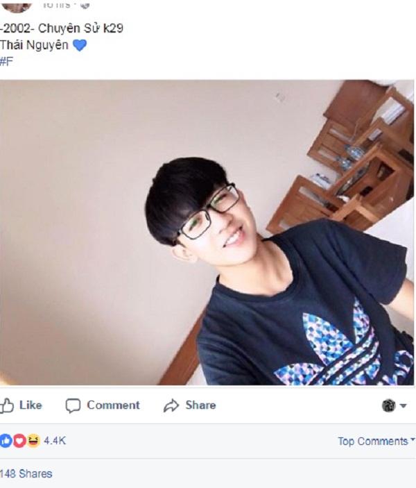 Khoe nụ cười tỏa nắng, mỹ nam chuyên Sử được chị em truy tìm ráo riết-1