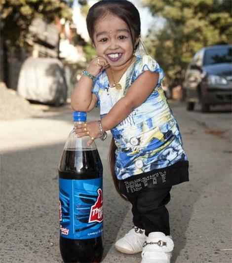 Người phụ nữ thấp bé nhất thế giới-1