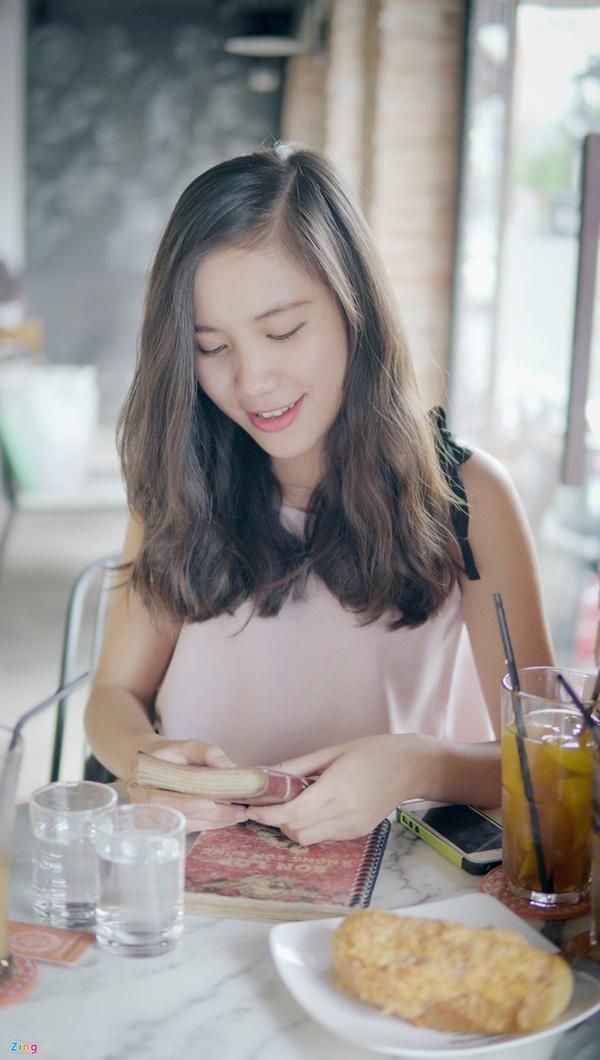 Thủ khoa kép trường sư phạm giỏi tiếng Anh nhờ... thơ-6