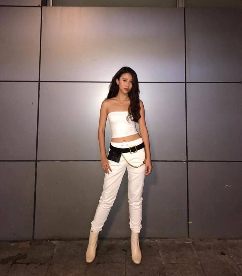 Học cách mix đồ street style cùng chân váy chất phát ngất như Châu Bùi, An Japan-8