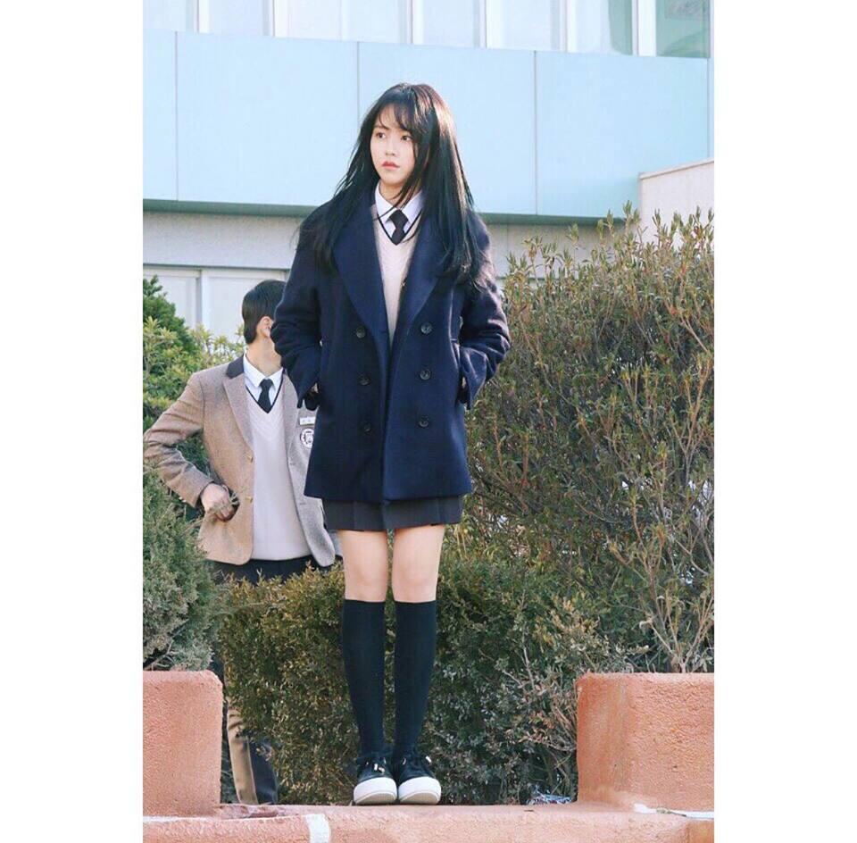 Jessica giản dị - em út Minzy lên đồ chất phát ngất đứng top mặc đẹp street style sao Hàn-4