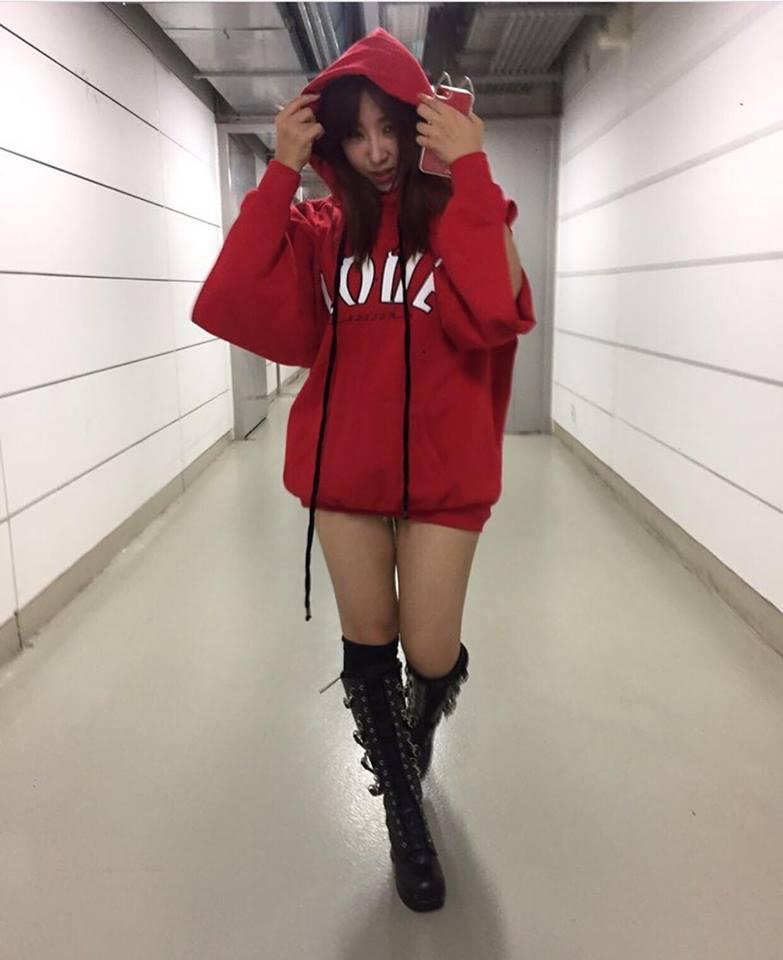 Jessica giản dị - em út Minzy lên đồ chất phát ngất đứng top mặc đẹp street style sao Hàn-7