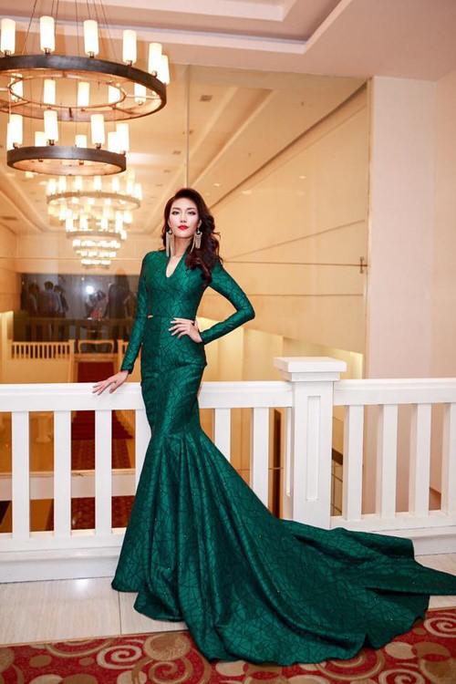 13 tuyệt tác giúp Lý Quí Khánh lên ngôi Ông hoàng đầm đuôi cá-6