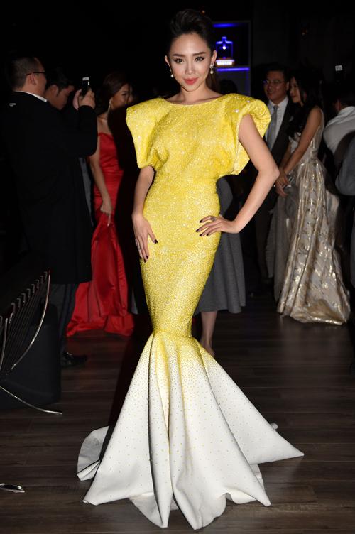 13 tuyệt tác giúp Lý Quí Khánh lên ngôi Ông hoàng đầm đuôi cá-10