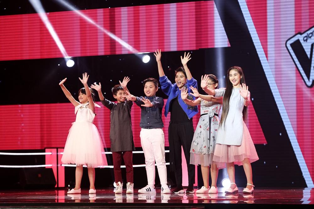 Bộ ba hotboy team Soobin Hoàng Sơn cực xinh trai hóa cò trắng khiến khán giả nổi da gà-5