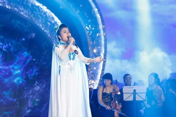 Cô gái xứ Nghệ Phan Ngọc Ánh và màn nhập vai Phật tử trên sân khấu chung kết Sao Mai-1