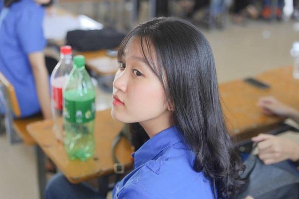 Lạc vào động tiên toàn gái đẹp của trường THPT Chuyên Đại học Vinh-6