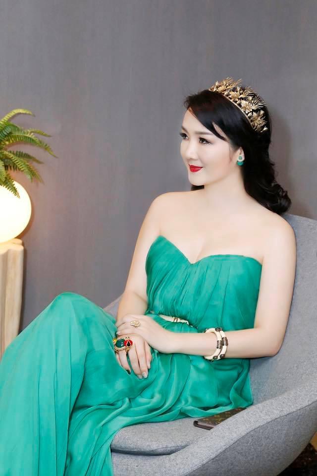 Huyền My lên tiếng khi bị chê không thân thiện khi đại diện Việt Nam thi Hoa hậu Hòa Bình-4