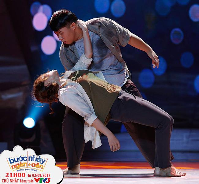 Bước nhảy ngàn cân: 6 tuần giảm 19 cân, bà mẹ một con khiến giám khảo tròn mắt-4