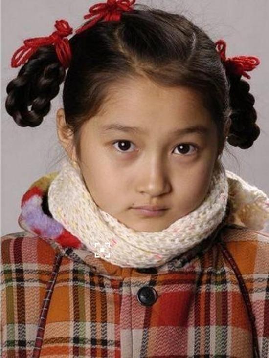 Chân dung mỹ nhân 9x khiến fan cuồng tự sát sau khi công khai hẹn hò Luhan-2