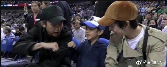 Con trai Đặng Siêu - Tôn Lệ hiếm hoi lộ mặt trước công chúng-4