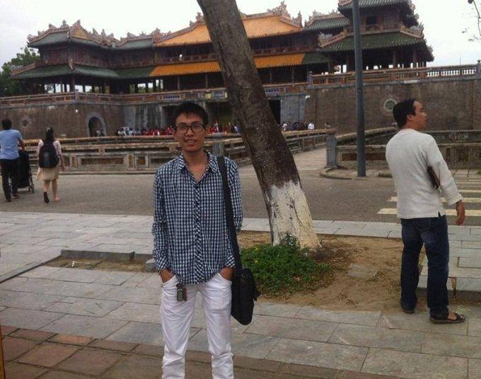 Nam hướng dẫn viên run rẩy trước hành động của nữ sinh 15 tuổi-1