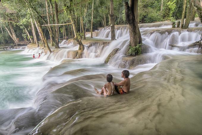 Ngưỡng mộ cặp đôi mang theo chân máy tự chụp ảnh khắp 5 châu lục-2