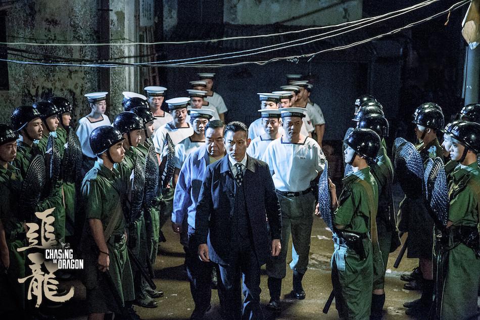 Phim Chân Tử Đan đóng vai què: Thắng lớn, sống dậy Hong Kong-2