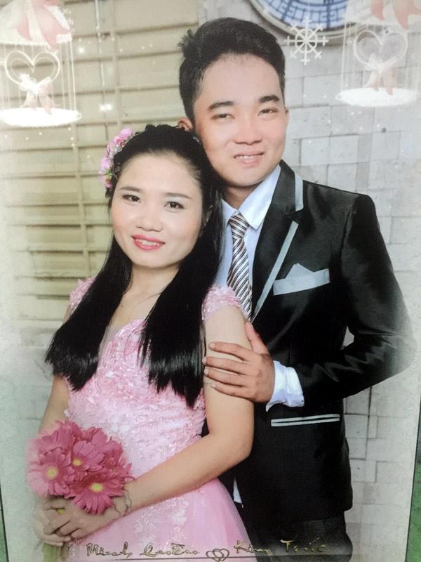 Câu chuyện đằng sau bức ảnh cưới đặc biệt của vợ chồng miền Tây-2