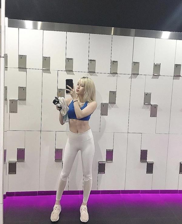 Thiều Bảo Trâm khoe hình thể đẹp xuất sắc không kém cạnh model chuyên nghiệp-4