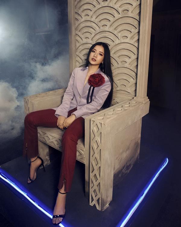 Chi Pu bắn phát pháo đầu tiên báo hiệu cuộc xâm lấn sang địa hạt âm nhạc-1