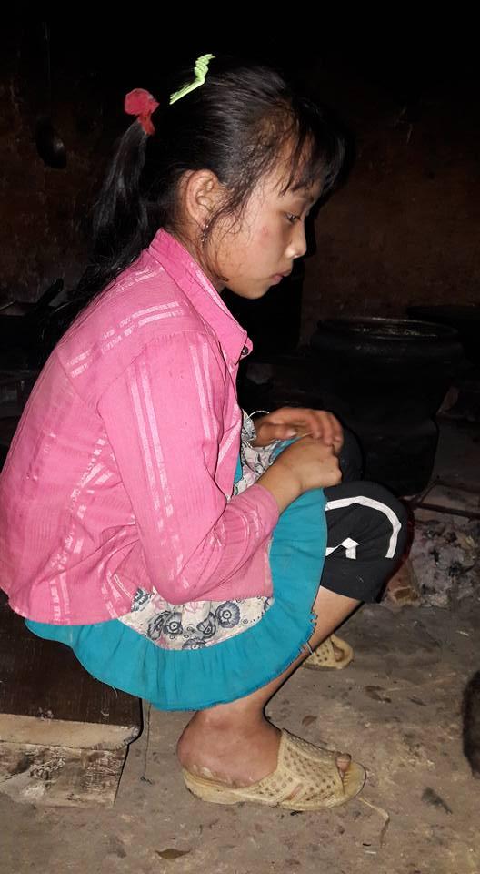 Khát vọng của cô bé mồ côi cha mong được đến trường để thoát nạn tảo hôn-2