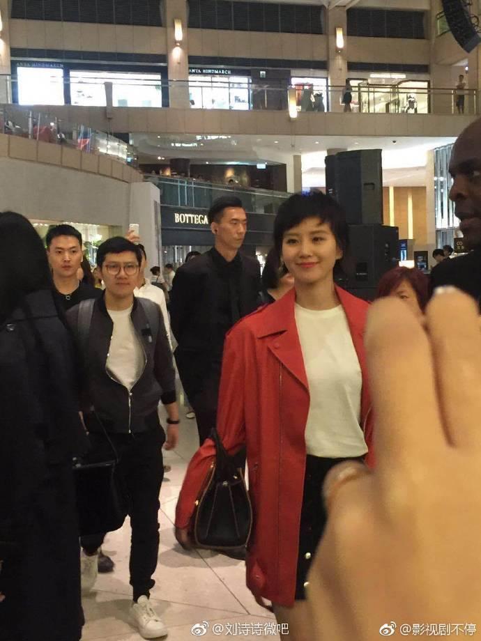 Tóc ngắn lởm chởm, Lưu Thi Thi vẫn cực kỳ xinh đẹp quyến rũ mọi ánh nhìn-9